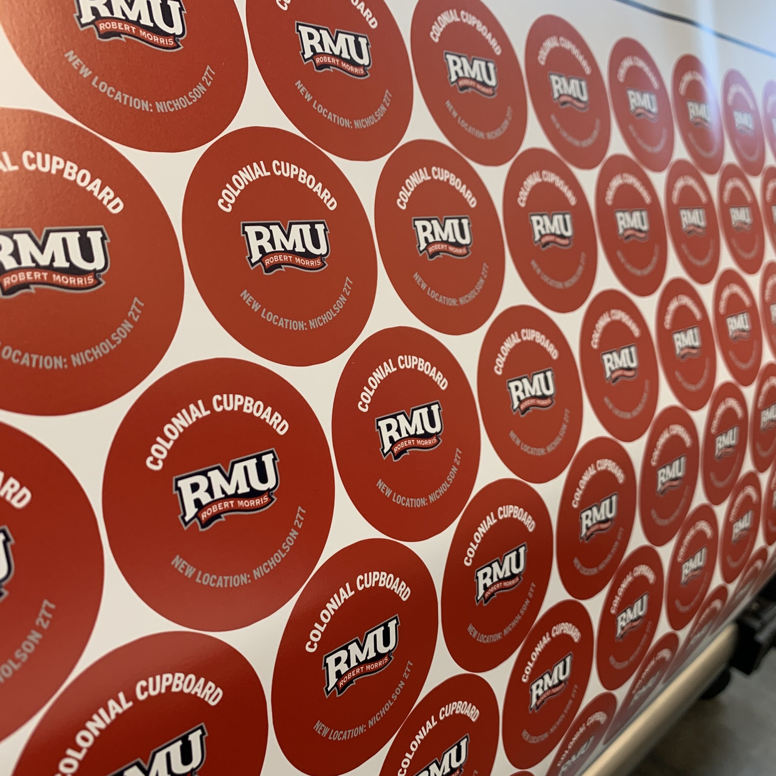 Robert Morris University Colonial Cupboard Round Flexible Magnets